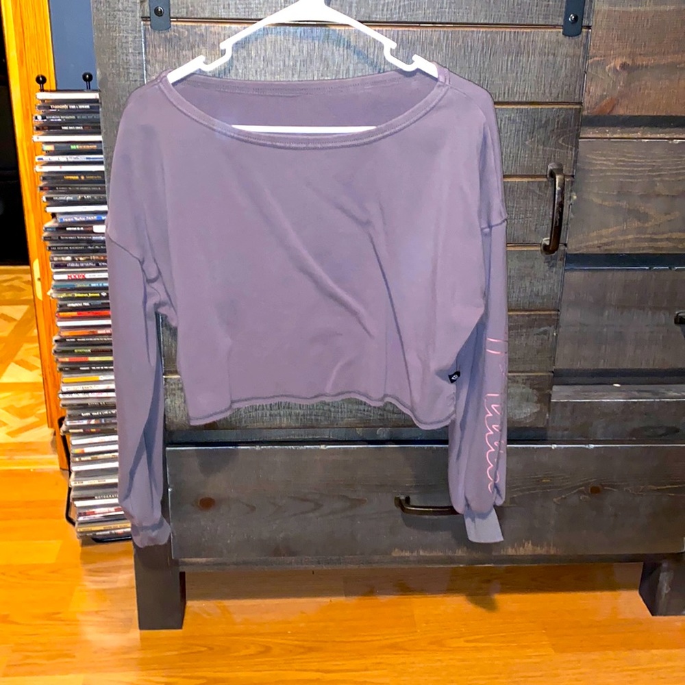 P’tula cropped long sleeve (M)